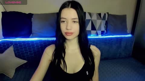 oliviarichi online show from January 18, 8:29 am