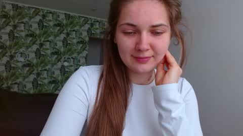 Olivia online show from March 25, 5:24 am