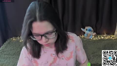 Ollie online show from April 2, 8:01 am