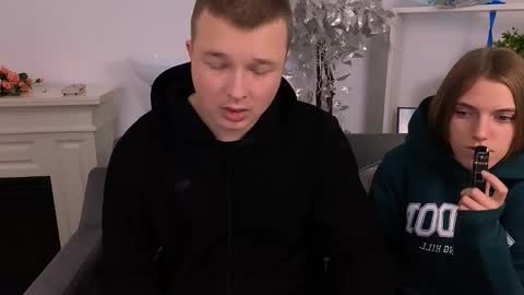 Olli and Stiw online show from October 13, 8:14 am