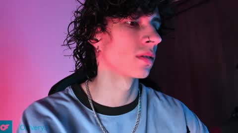     online show from December 16, 5:27 am