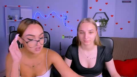 Snapshot of ollivia_dream chatting on June 1, 5:42 am Ollivia online show from June 1, 5:42 am