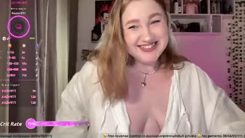 Snapshot of ollydoll chatting on July 14, 8:25 pm OllyDoll online show from July 14, 8:25 pm