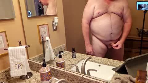 olmantinydick online show from March 1, 3:08 am