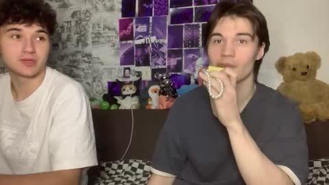 Tony online show from November 28, 6:16 am