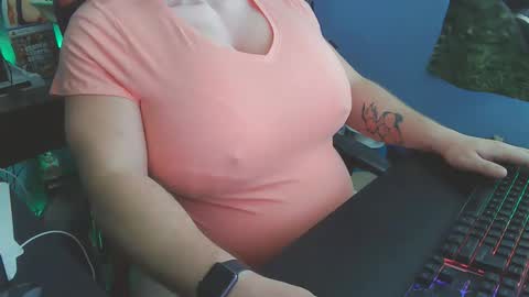 Snapshot of olorlando321 chatting on November 19, 2:50 pm Dani Pregna online show from November 19, 2:50 pm