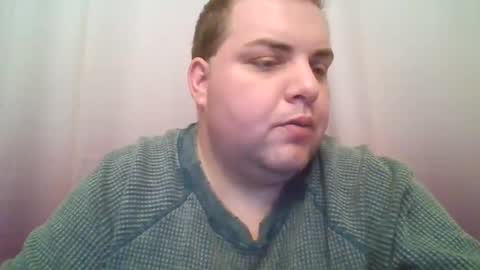 Snapshot of omgmikeydidwhat chatting on December 25, 11:53 pm omgmikeydidwhat online show from December 25, 11:53 pm