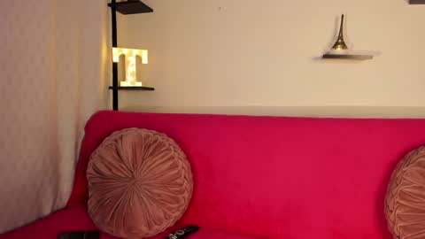 Violette online show from January 12, 3:49 am