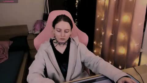 on_yxxx online show from March 27, 8:08 pm