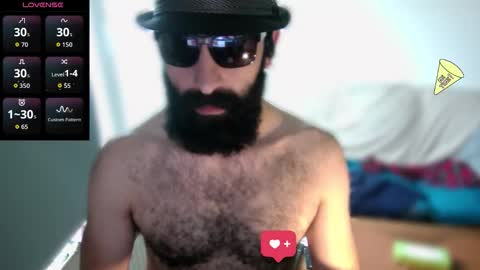 Snapshot of ona_nisme chatting on October 4, 9:29 am ona nisme online show from October 4, 9:29 am