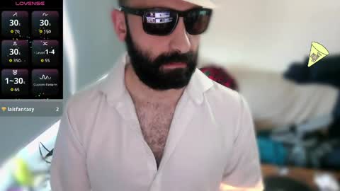 Snapshot of ona_nisme chatting on May 1, 5:12 am ona nisme online show from May 1, 5:12 am