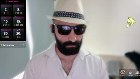 Snapshot of ona_nisme chatting on May 8, 7:03 am ona nisme online show from May 8, 7:03 am
