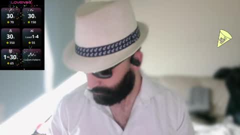 Snapshot of ona_nisme chatting on May 17, 4:14 pm ona nisme online show from May 17, 4:14 pm