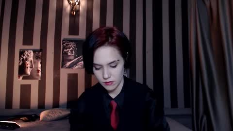 onaloon online show from September 28, 1:44 am