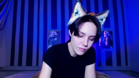 onaloon online show from December 18, 1:44 am