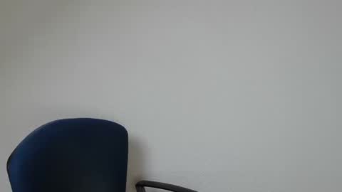 Somewhere over the rainbow online show from February 20, 4:25 pm