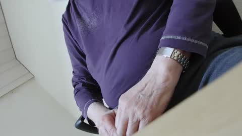 Somewhere over the rainbow online show from March 4, 3:04 pm