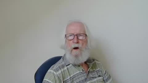 Somewhere over the rainbow online show from September 15, 1:44 pm