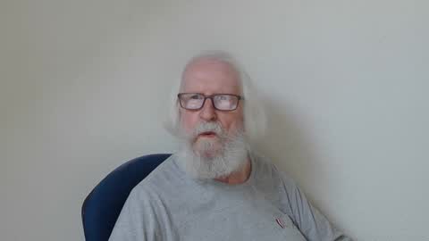 Somewhere over the rainbow online show from September 16, 1:56 pm