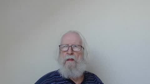 Somewhere over the rainbow online show from October 5, 7:07 am