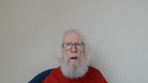 Somewhere over the rainbow online show from November 3, 8:15 am