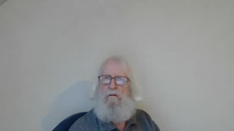 Somewhere over the rainbow online show from December 5, 8:12 am