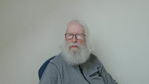 Somewhere over the rainbow online show from January 17, 3:06 pm