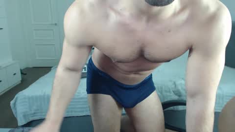 onebestlover online show from March 6, 7:54 pm