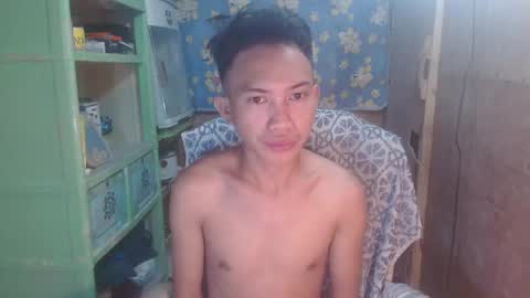 Wyn Will serve you and be your slave online show from December 3, 11:02 pm