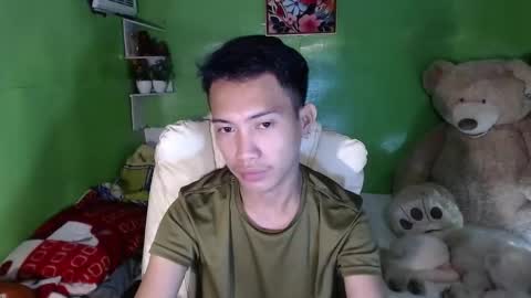 Wyn Will serve you and be your slave online show from December 14, 9:40 am