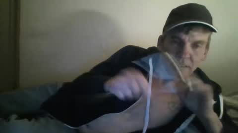 Oneofmany online show from December 17, 10:12 am