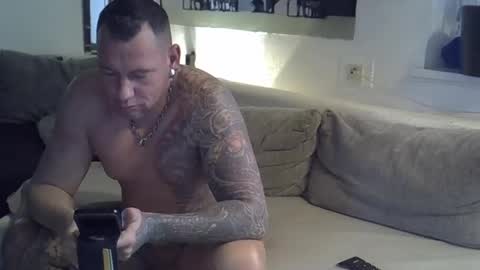 Snapshot of onepussycock chatting on March 1, 9:40 am .....mICha..... online show from March 1, 9:40 am