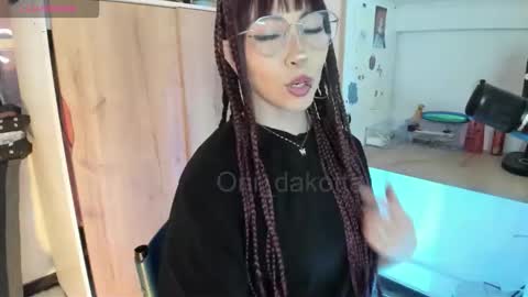 oni_dakotta online show from December 22, 12:46 pm