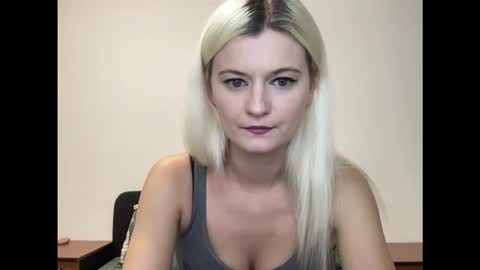 Onika online show from September 15, 9:59 pm