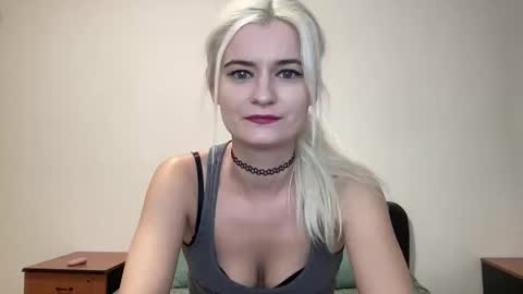 Onika online show from October 10, 9:47 pm