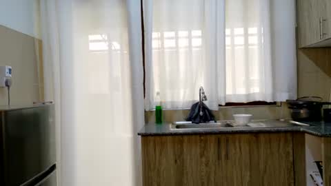 Bestie online show from December 6, 8:15 am