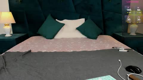 Erick  online show from November 22, 5:12 pm