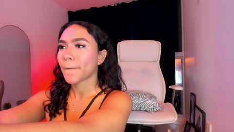 misssaray official online show from October 3, 11:46 pm