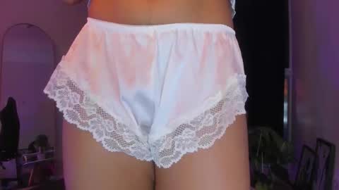 misssaray official online show from November 19, 12:10 am