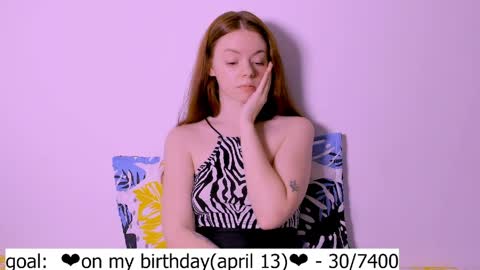 only_sarah1 online show from April 7, 12:11 am