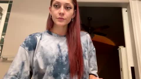 Snapshot of only_siren chatting on November 4, 2:10 am Only siren online show from November 4, 2:10 am