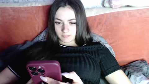 Snapshot of only_ubutterfly chatting on February 26, 8:44 pm Amalia online show from February 26, 8:44 pm