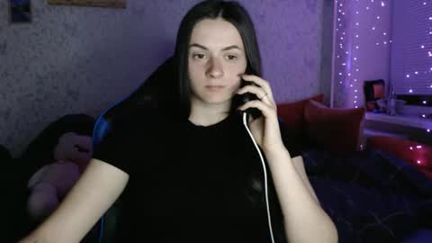 Amalia online show from April 9, 6:35 pm