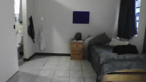 For me to know online show from October 25, 12:56 pm