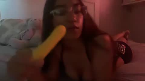 Snapshot of onlybellalove chatting on July 8, 7:07 pm bellalove online show from July 8, 7:07 pm