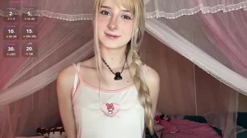 Snapshot of onlyeva1 chatting on May 15, 8:43 am Eva online show from May 15, 8:43 am