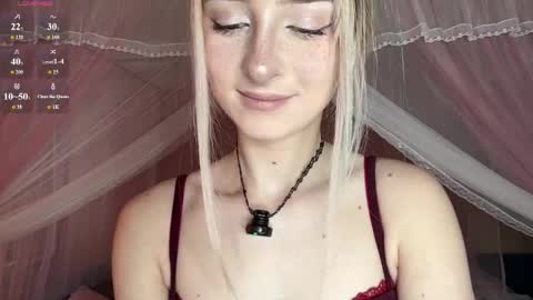 Snapshot of onlyeva1 chatting on May 30, 8:33 am Eva online show from May 30, 8:33 am