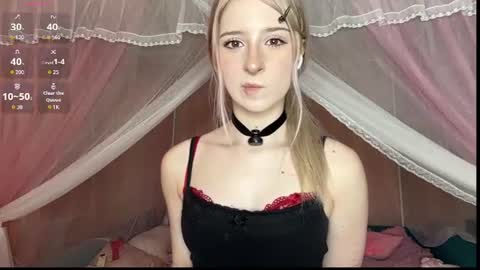 Snapshot of onlyeva1 chatting on July 28, 12:48 pm Eva online show from July 28, 12:48 pm