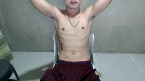 Snapshot of onlyjeric_x chatting on June 3, 11:13 am jeeeyy online show from June 3, 11:13 am