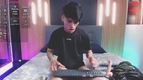 Josh -  Schedule 1400 - 2200 online show from December 13, 10:04 pm